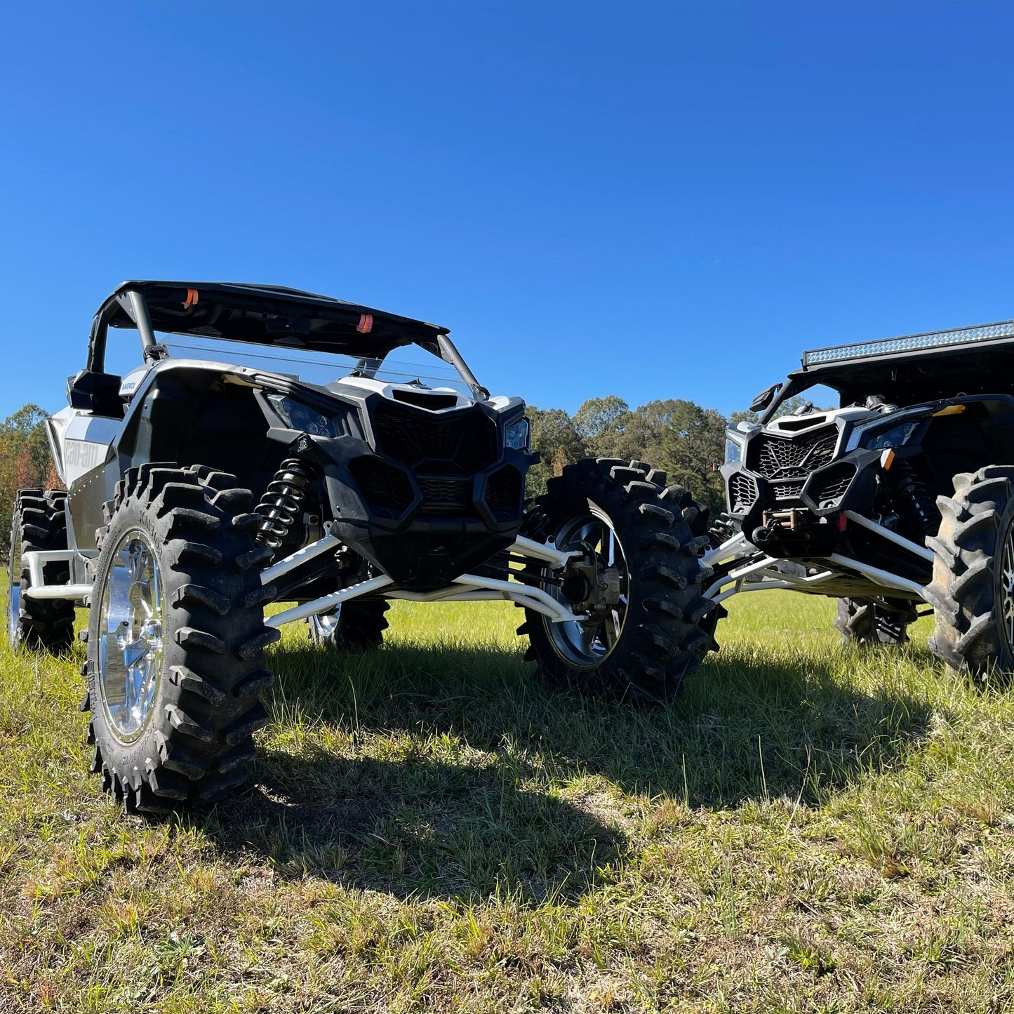 MAVERICK X3 FORWARD ARMS