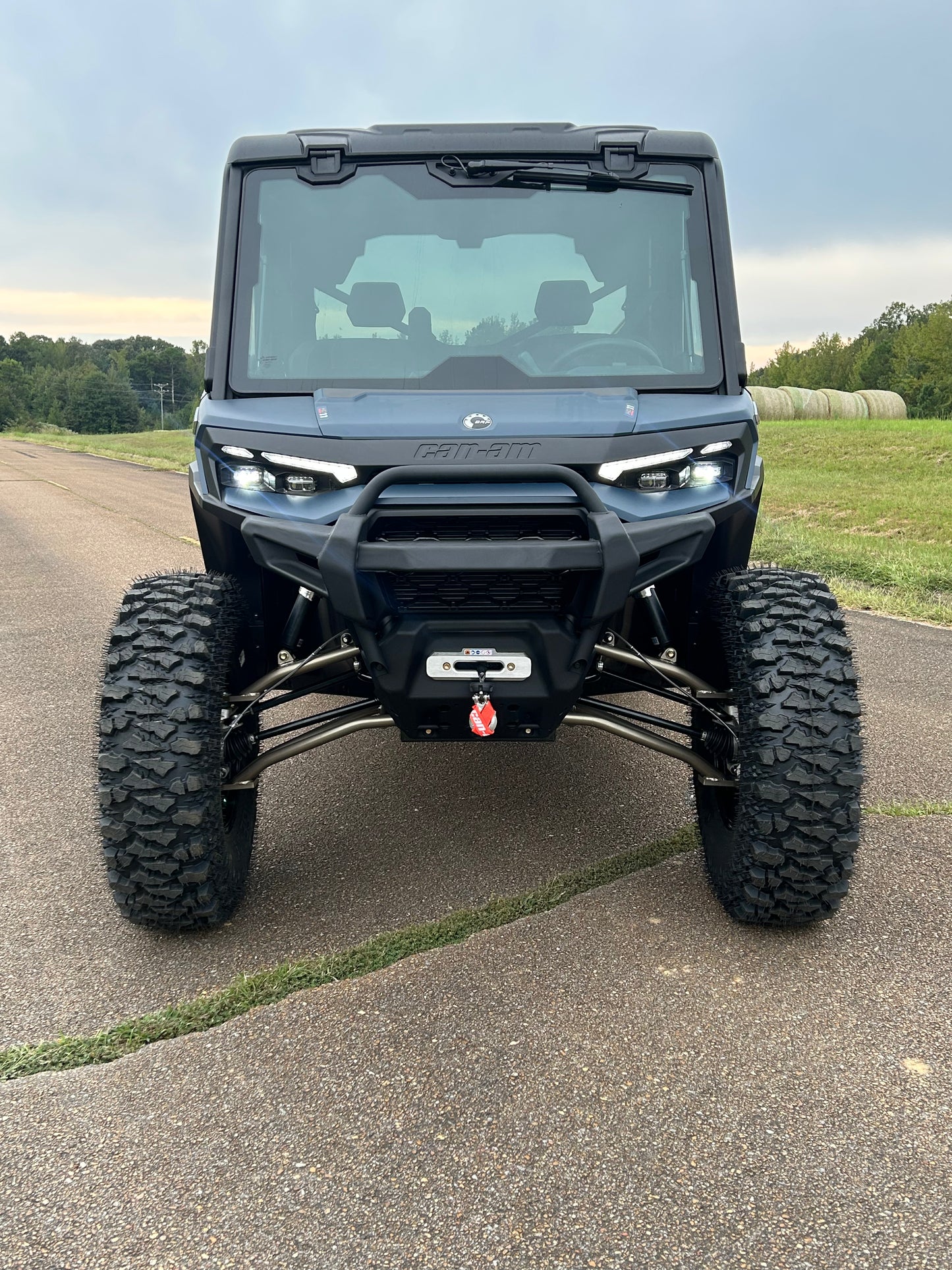 HD11 DEFENDER FORWARD FRONT ARMS